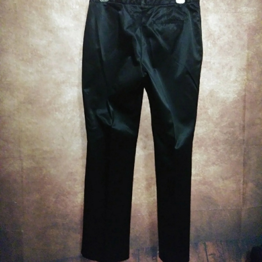 Gap - Picture 3 of 4